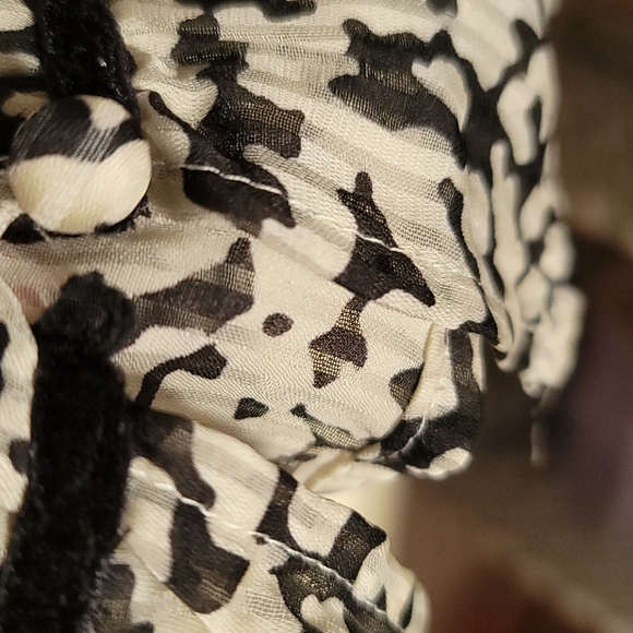 Blouse - Picture 3 of 3